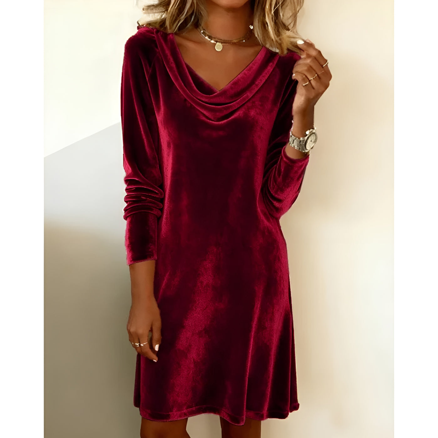 Aitana™ | Vestido de terciopelo suave y elegante