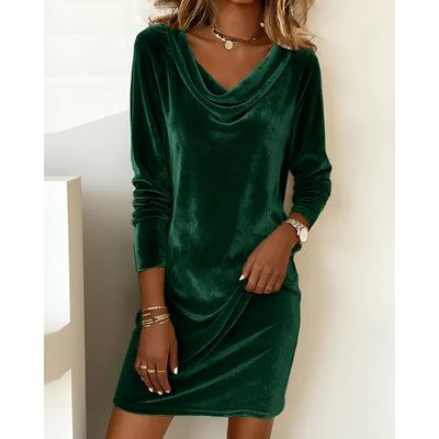 Aitana™ | Vestido de terciopelo suave y elegante