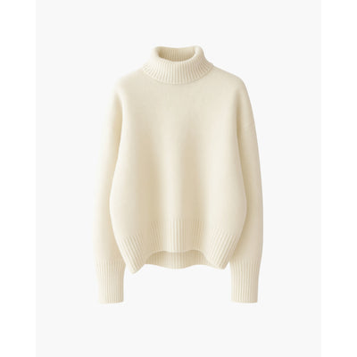 Emilia™ | Suéter Suave de Cuello Alto